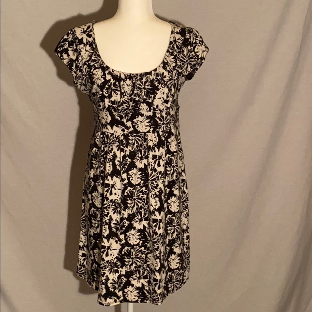 LOFT dress - Picture 2 of 10